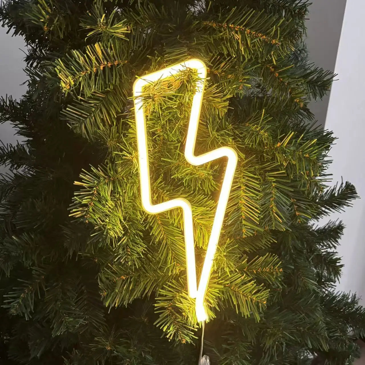 1 Piece, Lightning-Shaped Neon Light, USB or Battery Powered, Suitable for Game Rooms, Bedroom Decoration, Dining Bar Atmosphere Setup, Ideal for Gift Giving (Battery Not Included)